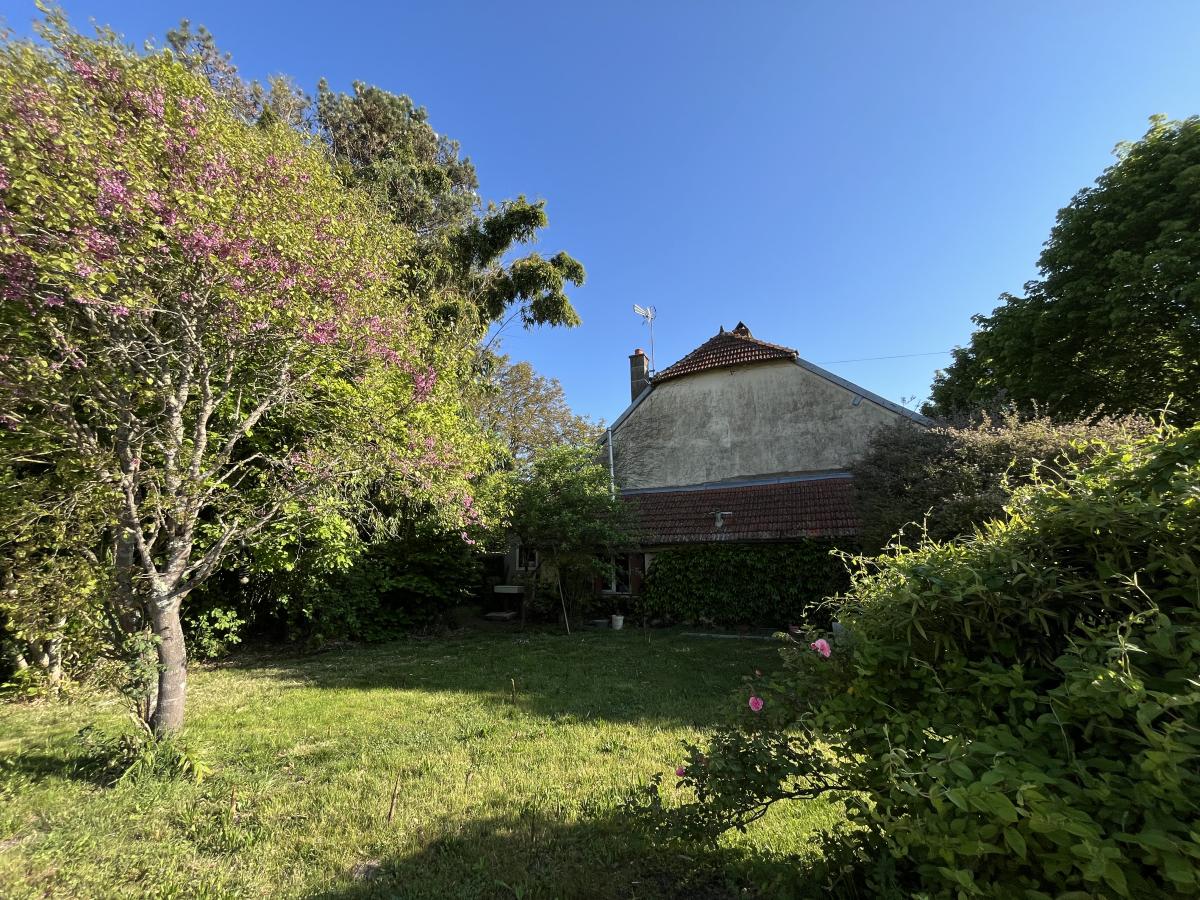 maison - 107 m² - Perrigny-sur-l'Ognon