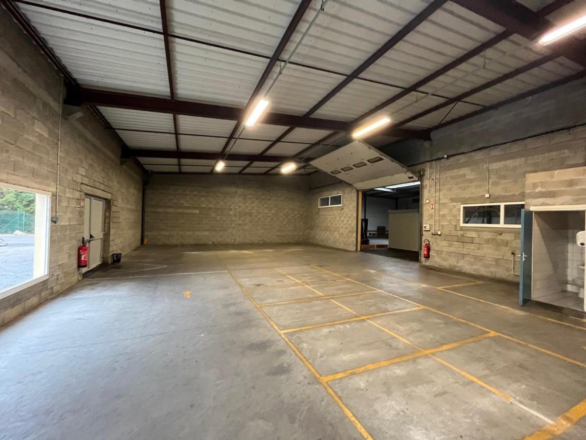 autre - 850 m² - Dole