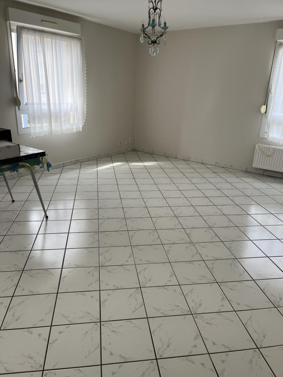 appartement - 78 m² - Dole