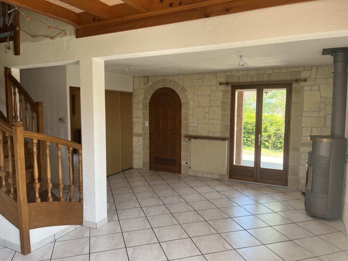 maison - 130 m² - Falletans