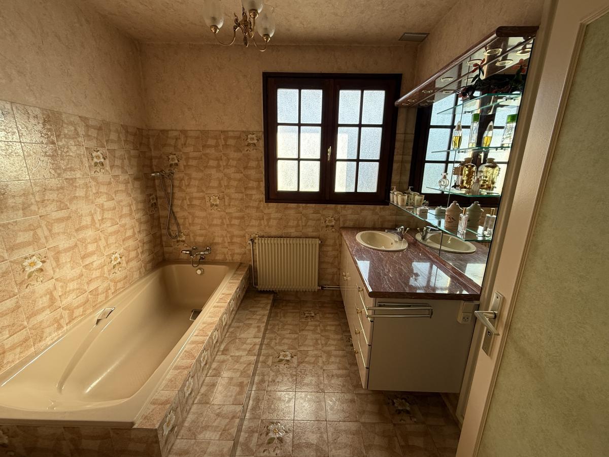 maison - 170 m² - Izier