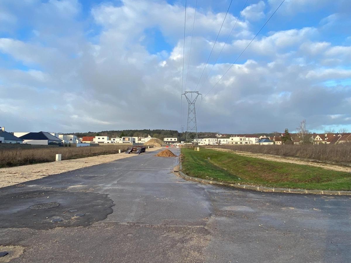 terrain - 607 m² - Ahuy