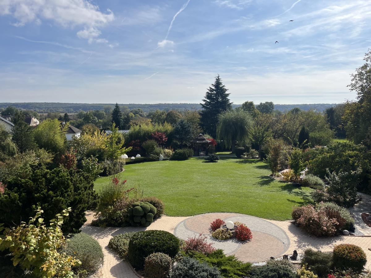 maison - 380 m² - Dole