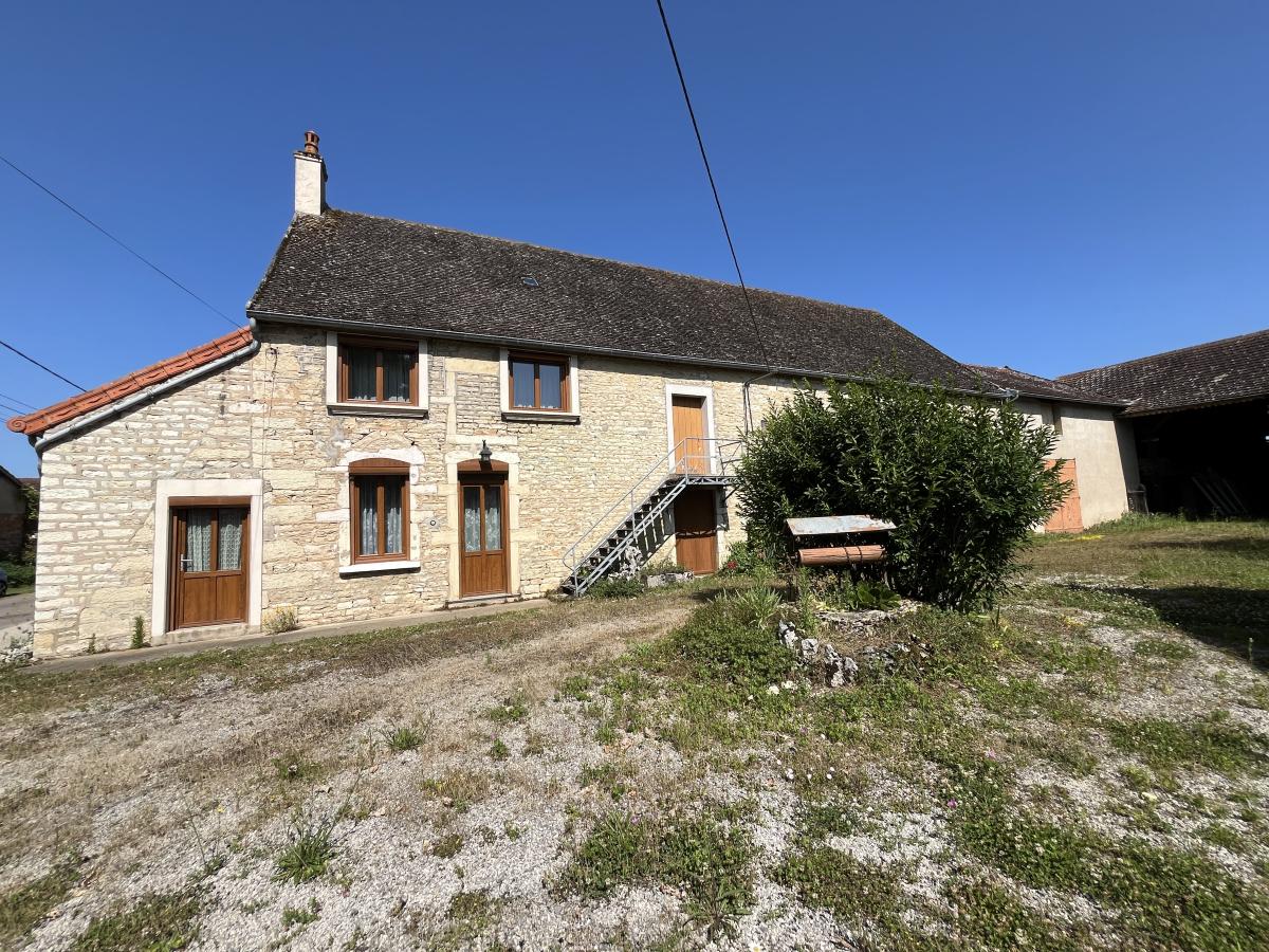 maison - 118.2 m² - Merceuil