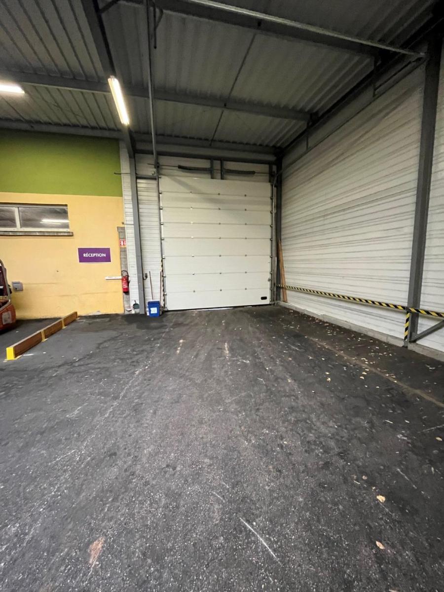 autre - 850 m² - Dole