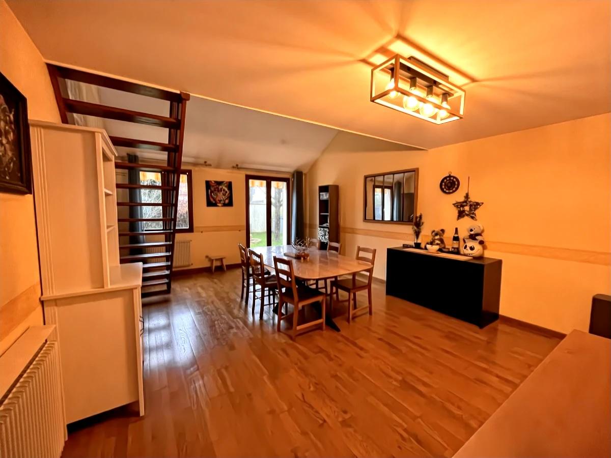 maison - 92 m² - Genlis